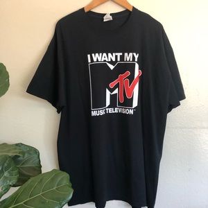 M TV T-shirt
